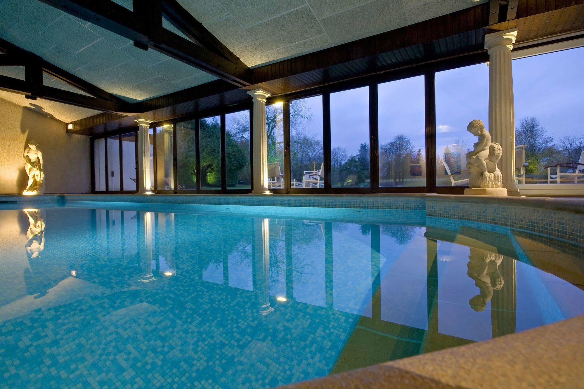 Relais Du Bois Saint Georges - Hotel De Charme Saintes Eksteriør billede
